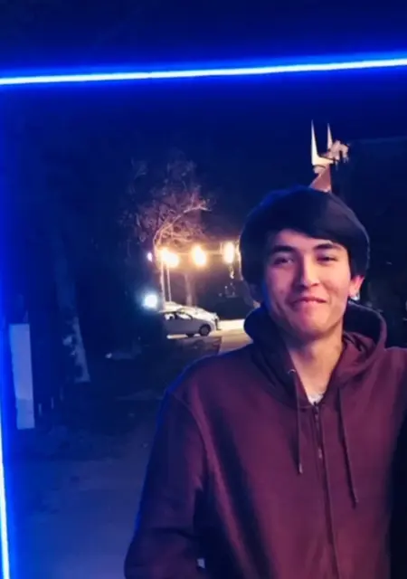 Я Azizbek, 23, из Долгопрудного, ищу знакомства без обязательств