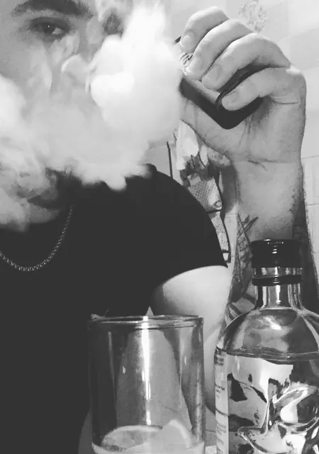 Я Вячеслав, 32, из Воскресенска, ищу знакомство для постоянных отношений