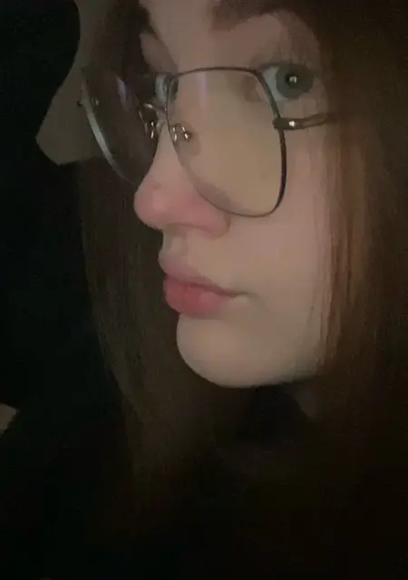 Я Даша, 19, знакомлюсь без обязательств в Мурманске