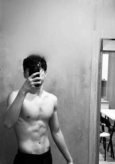 Марсель из Астрахани, ищу на сайте знакомства на одну ночь