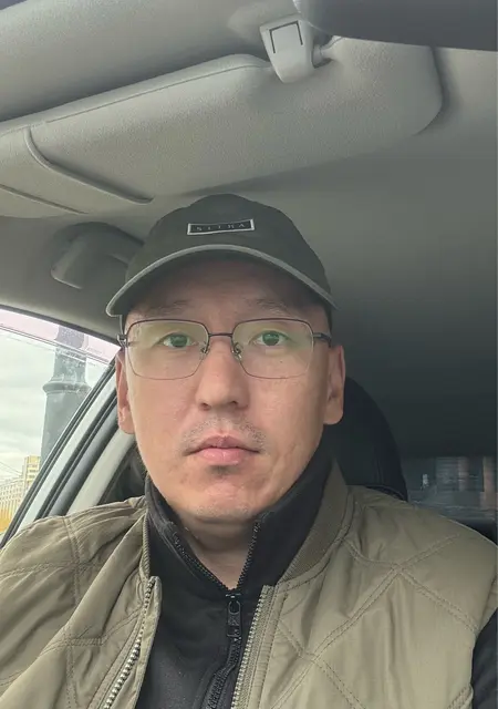 Михаил из Москвы, мне 34, познакомлюсь для вирта