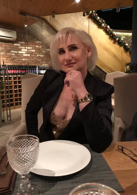 Светлана из Краснодара, ищу на сайте постоянные отношения