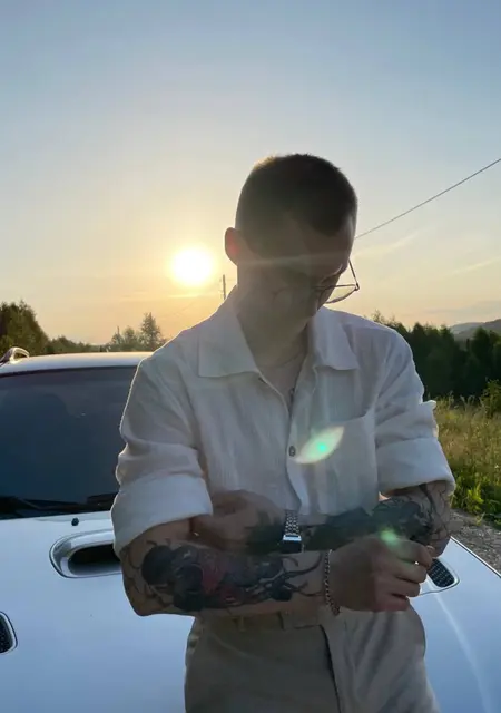 Я Вячеслав, 27, из Екатеринбурга, ищу знакомство для вирта