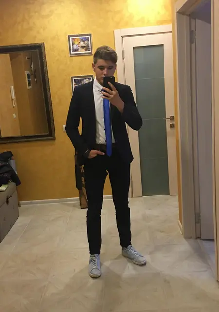 Я Григорий, 22, из Лисок, ищу знакомства на одну ночь