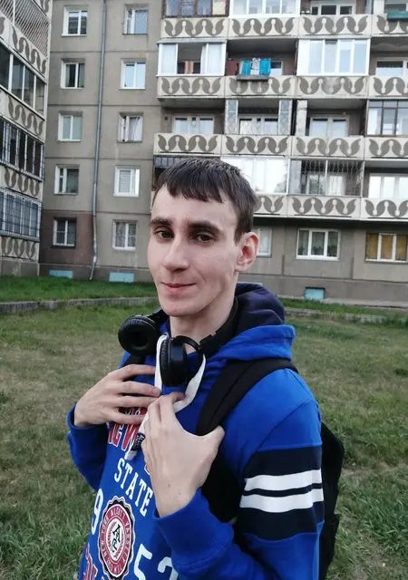 Михаил из Ангарска, ищу на сайте постоянные отношения