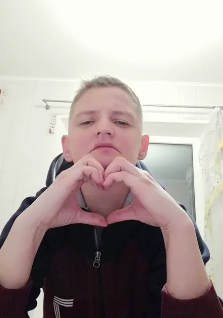 Антонина из Волгограда, мне 40, познакомлюсь для приятного времяпровождения