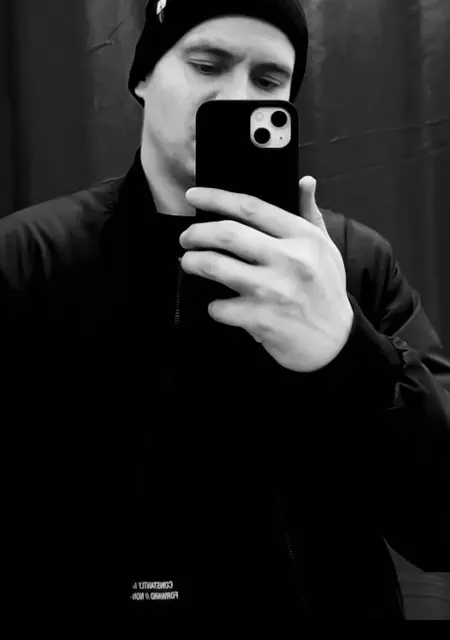 Я Антон, 38, из Москвы, ищу знакомство для общения