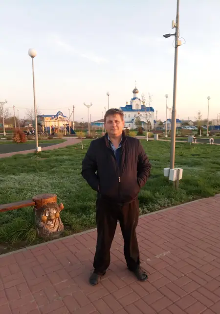 Я Алекс, 47, знакомлюсь без обязательств в Волгодонске
