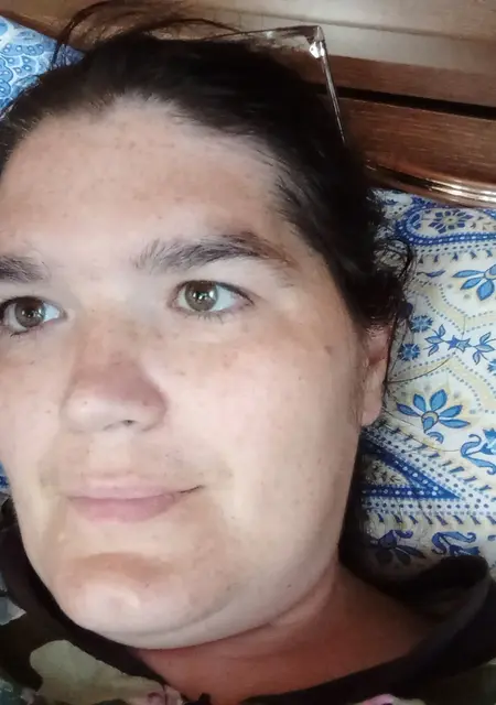 Я Ариана, 39, из Самары, ищу знакомство для постоянных отношений