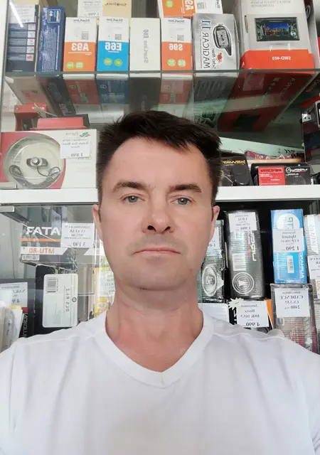 Павел из Озерска, ищу на сайте знакомства на одну ночь