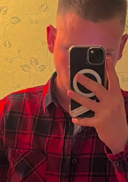 Я Артем, 20, из Лисок, ищу знакомство для дружбы