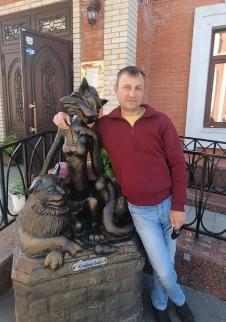 Дима из Йошкар-Олы, ищу на сайте общение