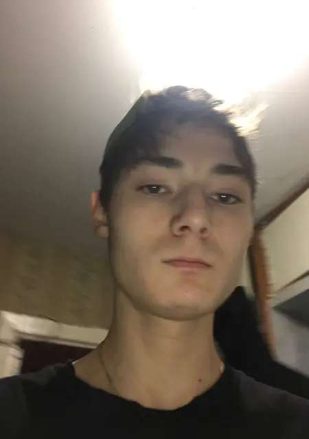 Я Никита, 21, из Йошкар-Олы, ищу знакомство для совместных путешествий