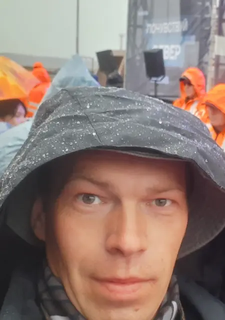 Иван из Мурманска, ищу на сайте знакомства на одну ночь