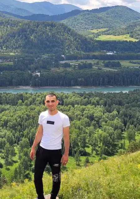 Сергей из Североморска, ищу на сайте знакомства без обязательств