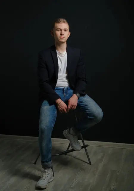 Кирилл из Тюмени, мне 25, познакомлюсь на одну ночь