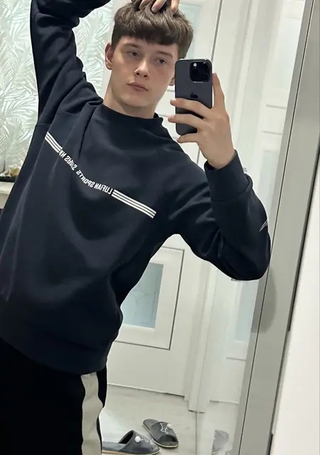 Artem из Оренбурга, мне 19, познакомлюсь без обязательств