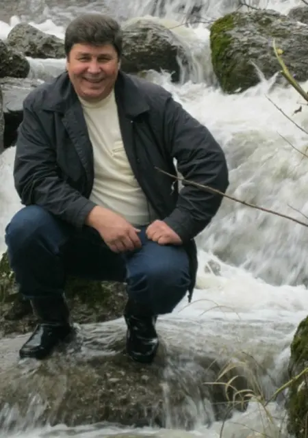 Я Zyfar Kadyrof, 55, из Москвы, ищу знакомство для приятного времяпровождения