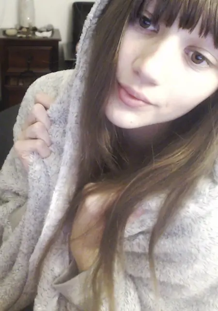 Я Настюша, 27, из Ессентуков, ищу знакомство для дружбы