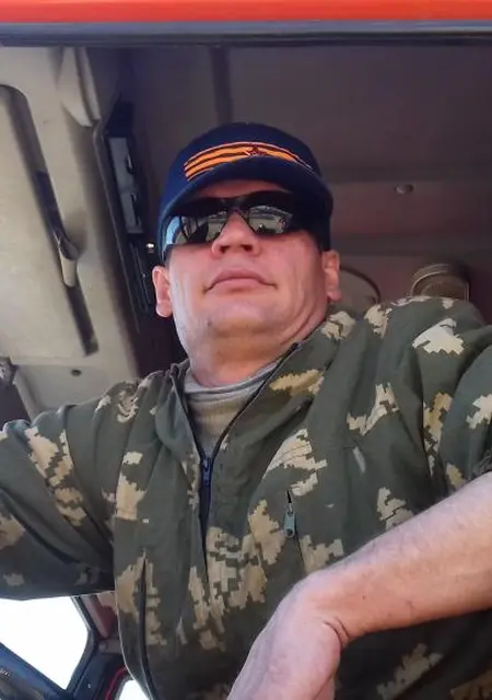 Леонид из Нефтеюганска, ищу на сайте знакомства без обязательств