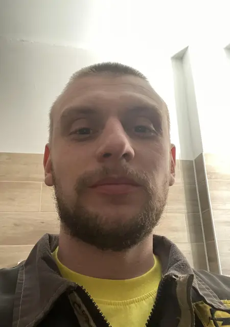 Никита из Екатеринбурга, ищу на сайте знакомства на одну ночь