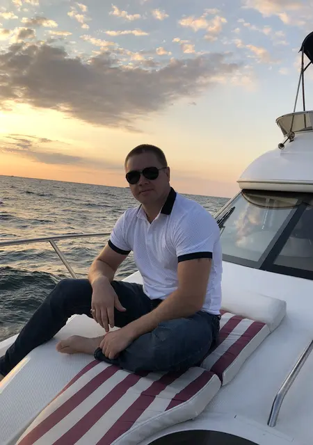 Я Иван, 41, знакомлюсь для совместных путешествий в Мирном