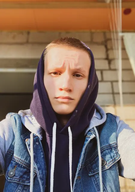 Nikita из Вологды, мне 23, познакомлюсь на одну ночь