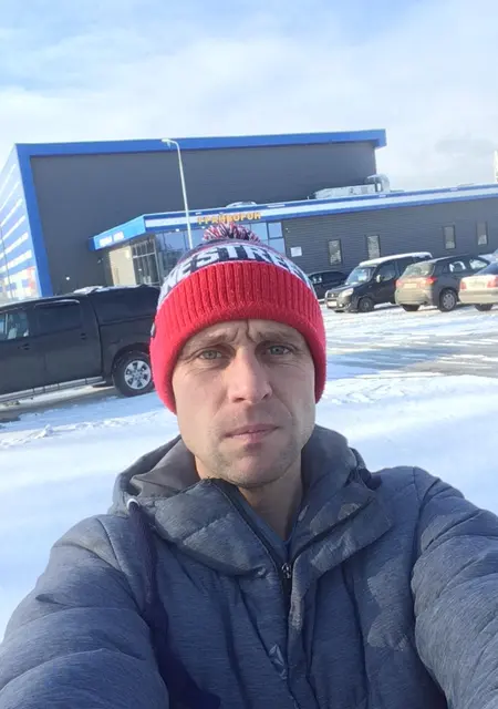 Я Юрий, 44, из Грайворона, ищу знакомства без обязательств