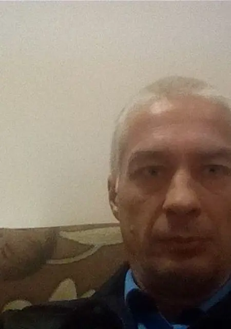 Я Артем, 48, знакомлюсь для вирта в Бокситогорске