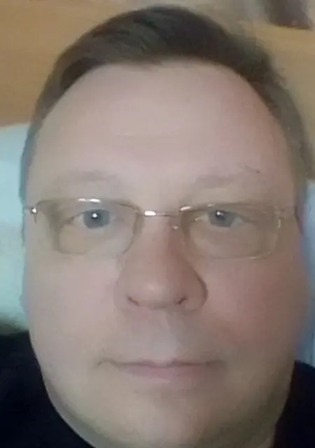 Я Дмитрий, 52, из Донецка, ищу знакомства без обязательств