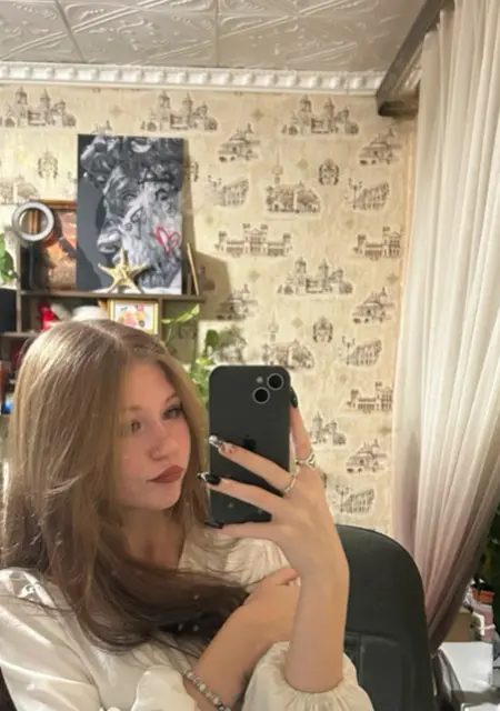 Я Виктория, 20, из Белгорода, ищу знакомства на одну ночь