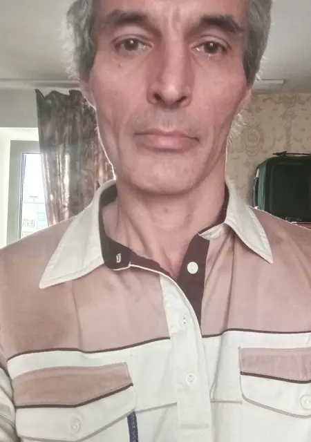 Станислав из Торжка, ищу на сайте общение