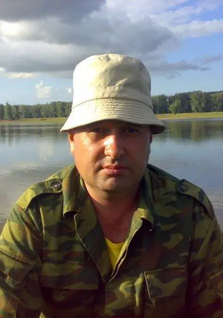 Александр из Казани, ищу на сайте знакомства без обязательств