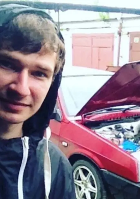 Я Александр, 31, из Верхней Салды, ищу знакомства без обязательств