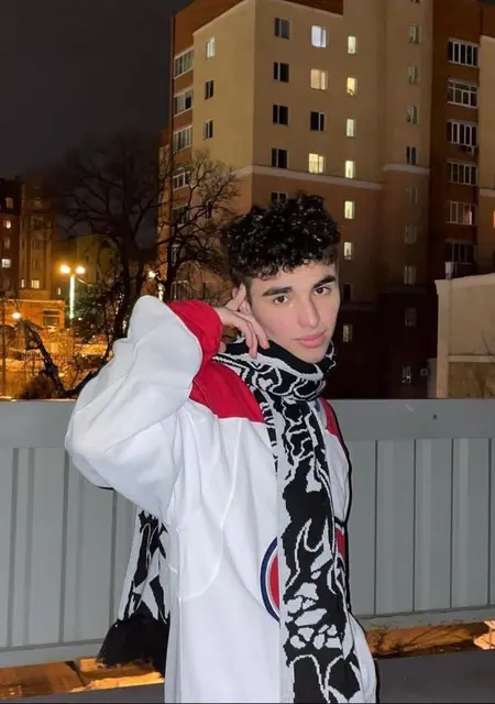 Я Fara, 22, знакомлюсь для приятного времяпровождения в Выборге