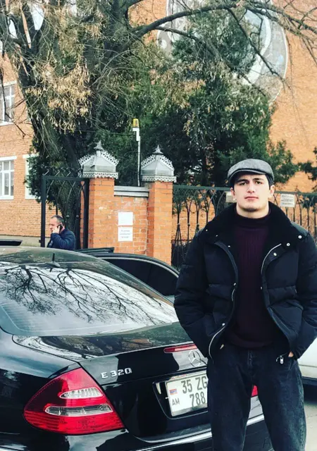 Исма из Буденновска, мне 28, познакомлюсь для общения