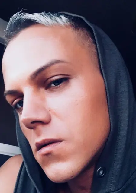 Я Patrik, 32, из Праги, ищу знакомство