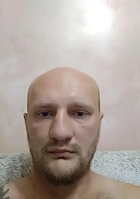 Роман из Могилёва, мне 40, познакомлюсь на одну ночь