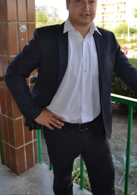 Николай из Воронежа, ищу на сайте знакомства на одну ночь