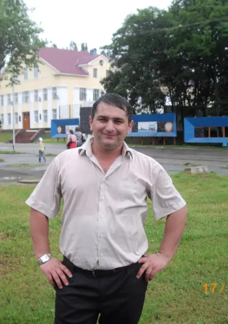 Я Женя, 39, знакомлюсь на одну ночь в Североморске