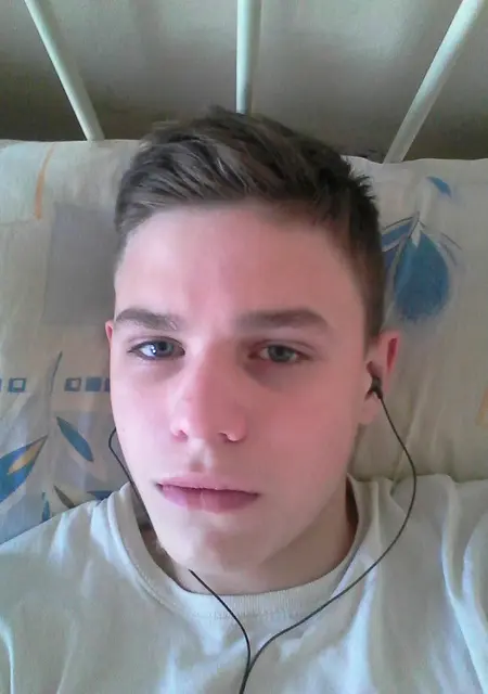 Артемий из Комсомольска-на-Амуре, ищу на сайте знакомства на одну ночь