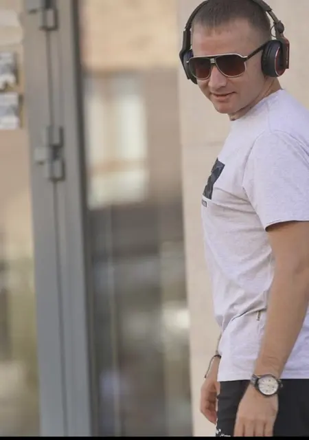 Я Андрей, 39, из Абакана, ищу знакомство для приятного времяпровождения