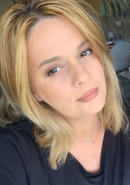 Я Rox, 40, знакомлюсь на одну ночь в Бухаресте