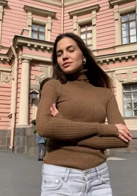 Вика из Тольятти, мне 29, познакомлюсь на одну ночь