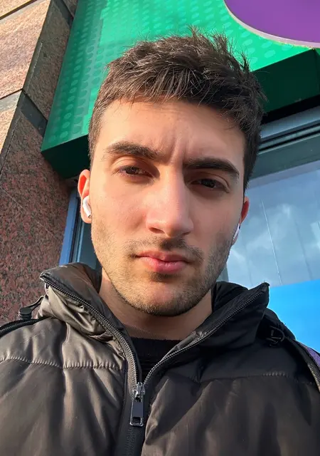 Parvin из Смоленска, ищу на сайте знакомства на одну ночь