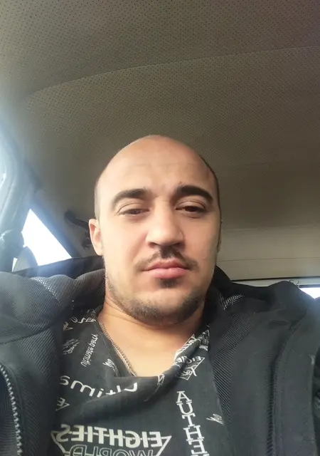 Я Александр, 33, знакомлюсь без обязательств в Азове