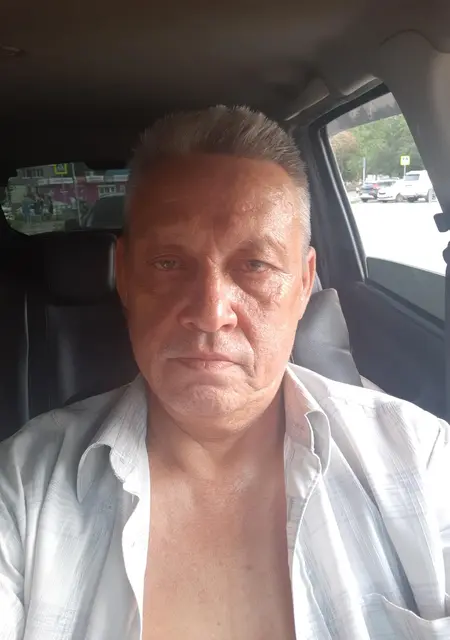 Я Дмитрий, 53, из Самары, ищу знакомства на одну ночь