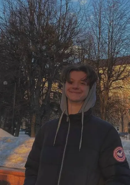 Я Сережа, 22, знакомлюсь без обязательств в Мурманске