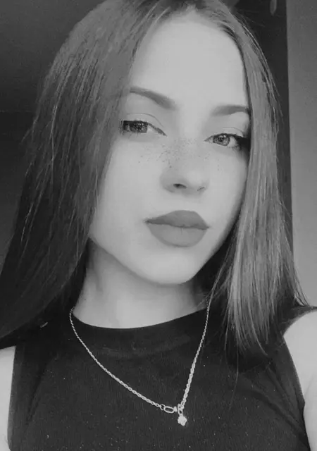 Оксана из Ялуторовска, ищу на сайте общение