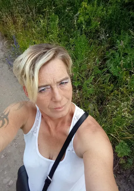 Таня из Тулы, мне 66, познакомлюсь на одну ночь